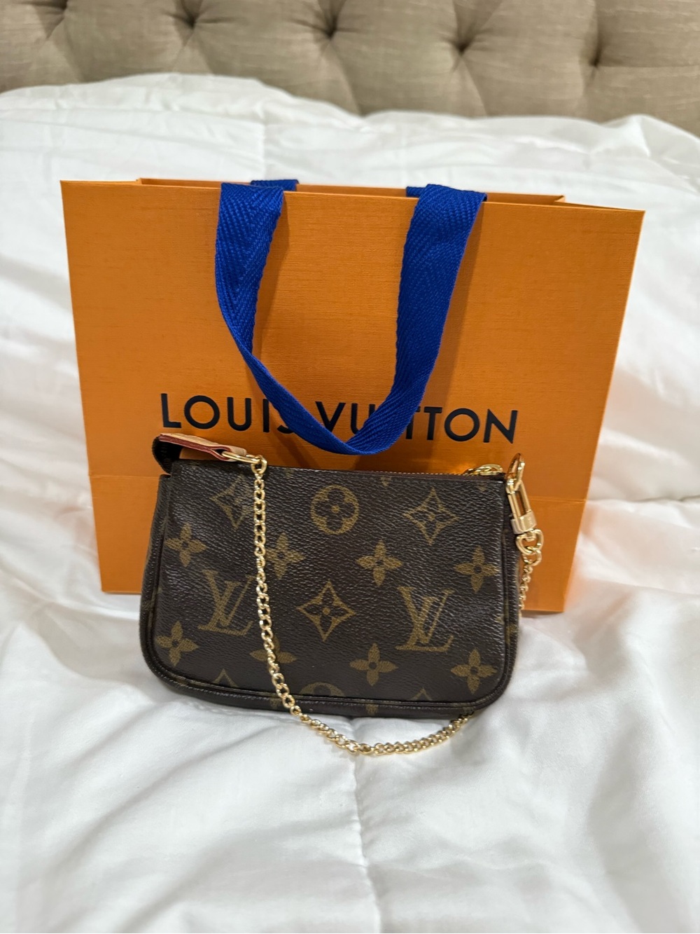 Authentic Louis Vuitton Monogram Mini Pochette Accessories with Gold Chain Strap